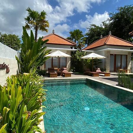 Nau Nusa Villa Batununggul Buitenkant foto